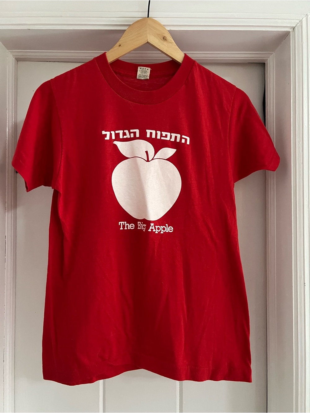 Vintage 1980’s Screen Stars Red Graphic Tee Size Medium